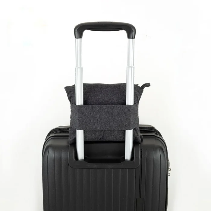 Producto de terceros · marca y disponibilidad a confirmar: Manta de viaje Travel